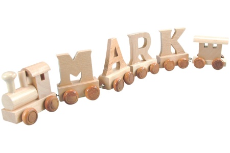 Medinės raidės - vagonai