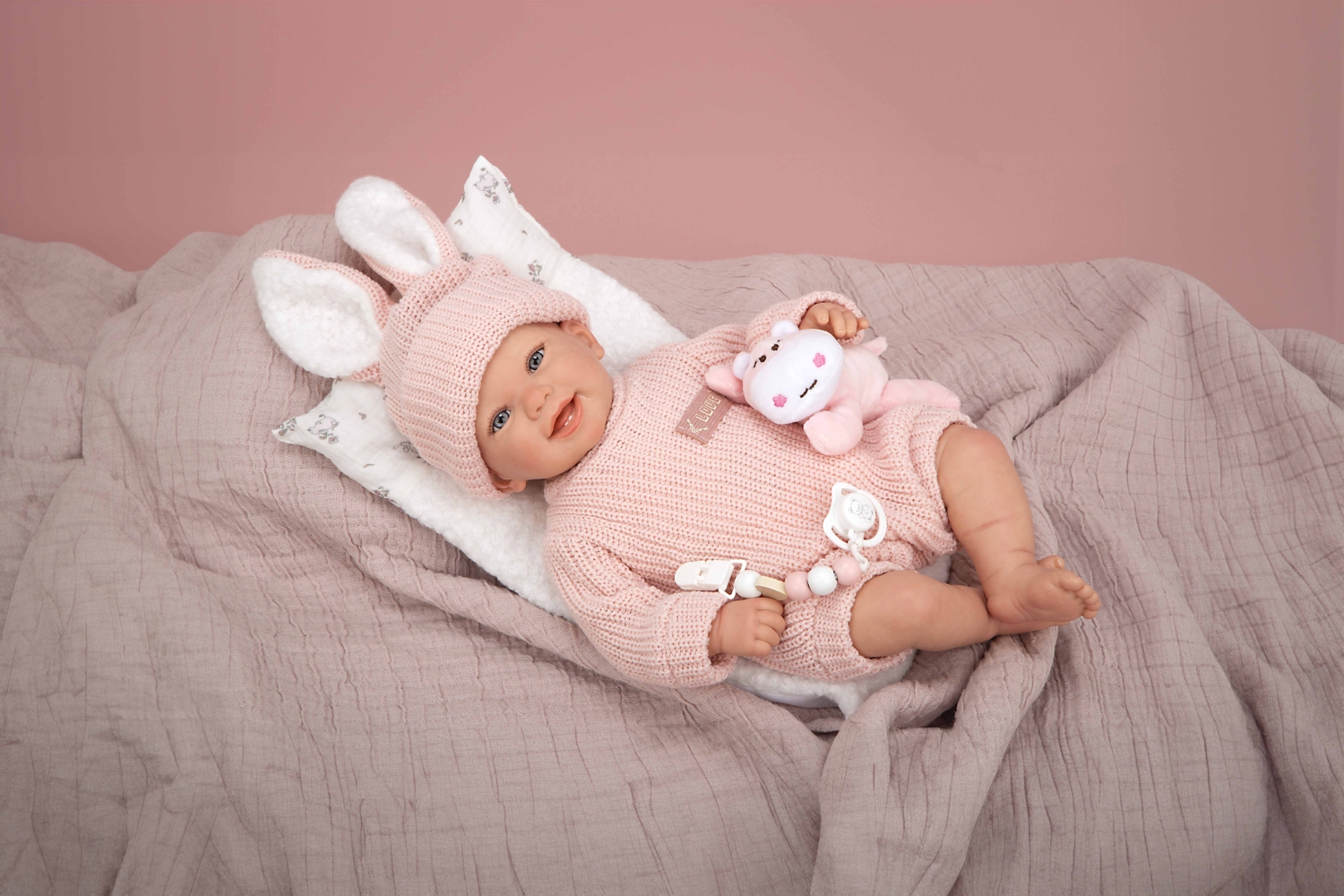 Arias Reborn lėlė kūdikėlis rožiniais rūbeliais, Lucia, 45 cm