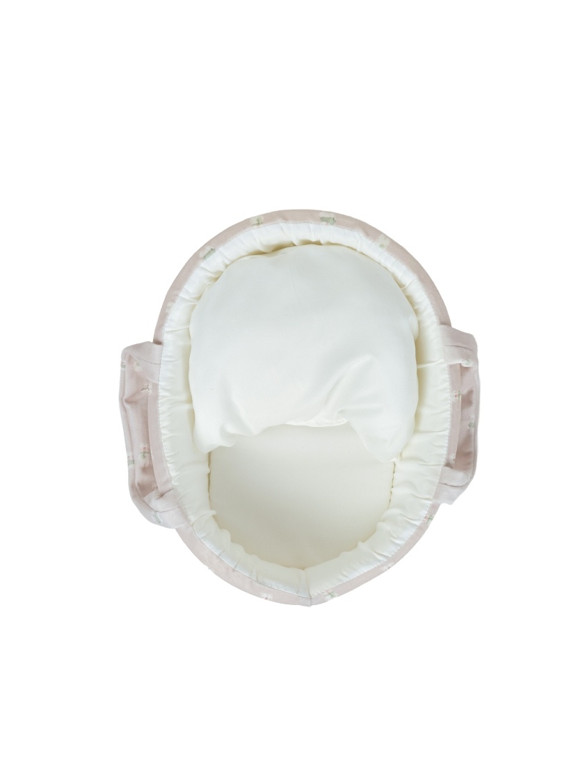 60979-1_1779098369 Arias lėlė kūdikėlis su smėlinės spalvos nešykle, 26 cm