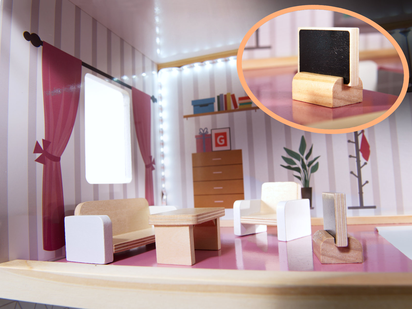 KX6201 Domek dla lalek MDF drewniany z akcesoriami LED 80cm czar MDF medinis lėlių namelis + baldai 78cm juodas LED