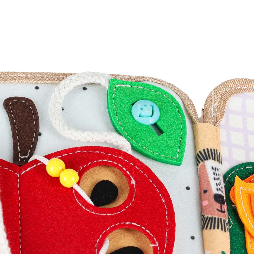 Ksiazeczka-sensoryczna-edukacyjna-filcowa-3D-manipulacyjna-ruchome-elementy-zyrafa-176109 Sensorinė mokomoji 3D veltinio manipuliatyvi knygelė su judančiomis dalimis žirafa