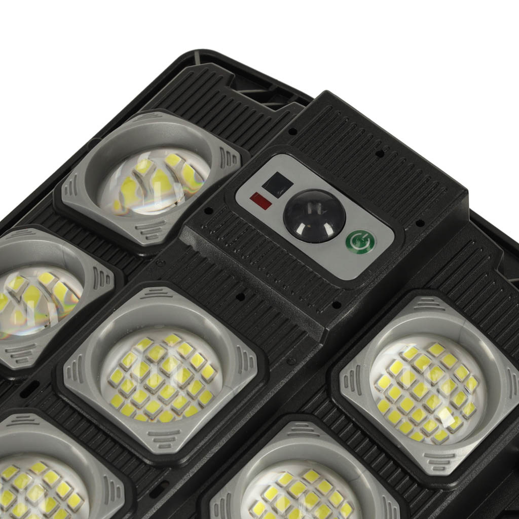 Lampa-solarna-LED-zewnetrzna-halogen-latarnia-172989 LED saulės lauko halogeninis žibintas