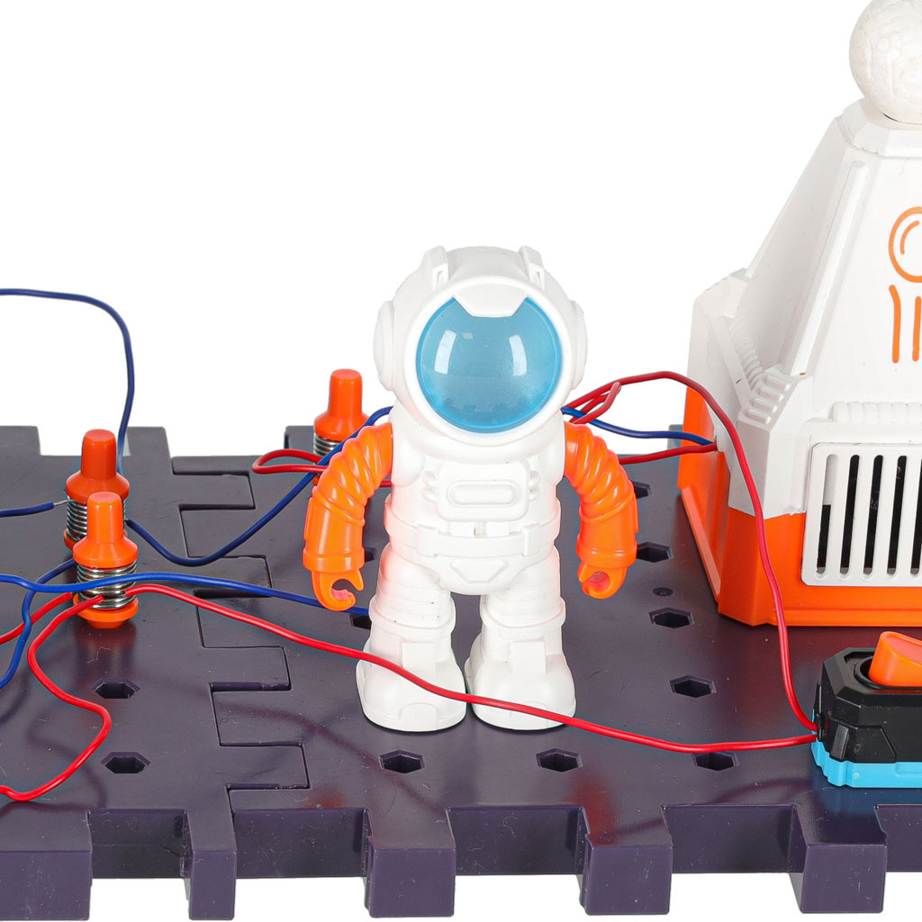 Maly-elektronik-elektryk-zestaw-edukacyjny-stacja-kosmiczna-175042 Mažas elektronikos elektrikas mokomasis rinkinys kosmoso stotis