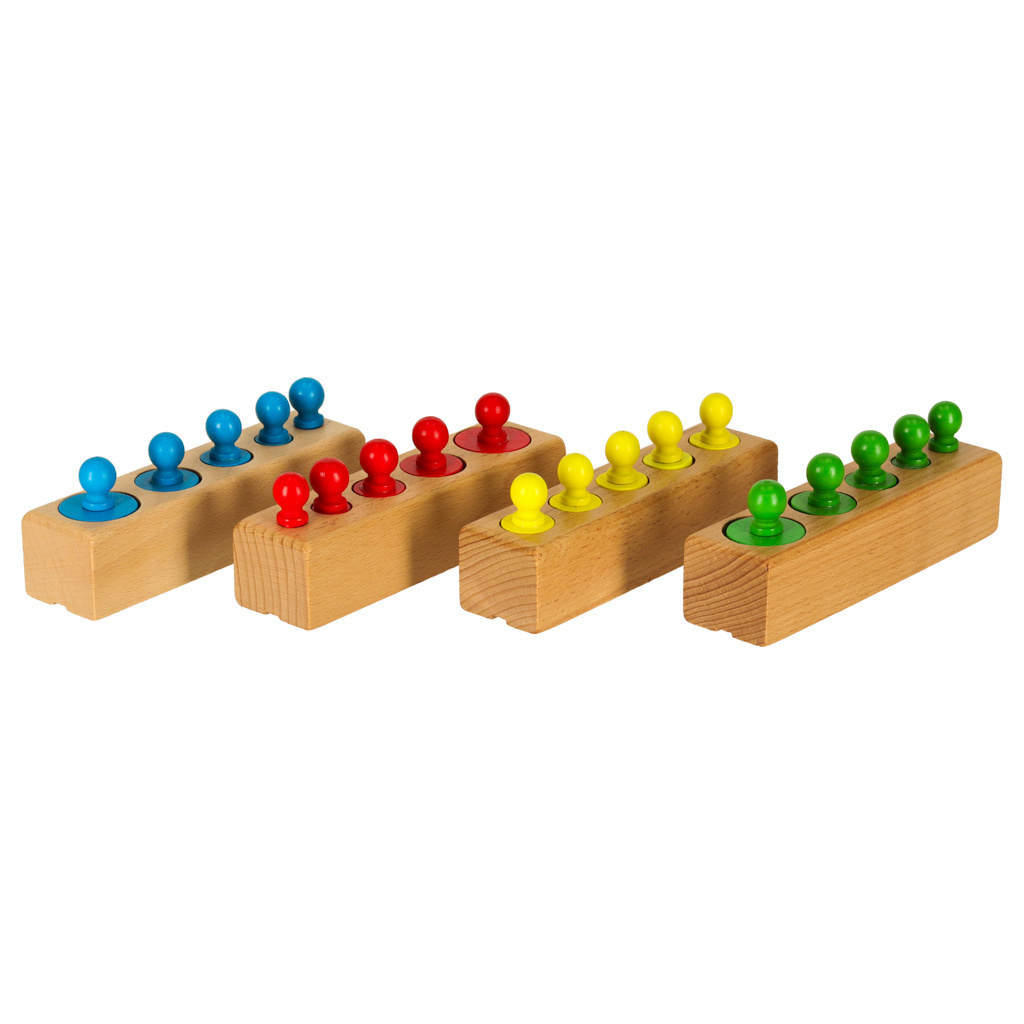 Odwazniki-cylindry-drewniane-gra-ukladanka-montessori-kolorowe-169131 Montessori mediniai cilindriniai svarmenys spalvingi
