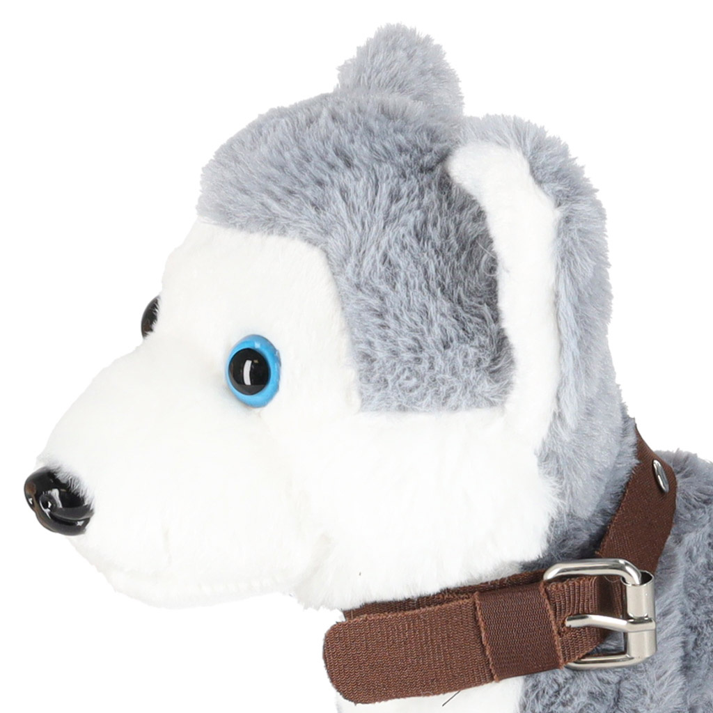 Piesek-interaktywny-na-smyczy-szczeka-chodzi-rusza-ogonem-Husky-175347 Interaktyvus šuo ant pavadėlio barksas pasivaikščiojimai vizgina uodegą haskis