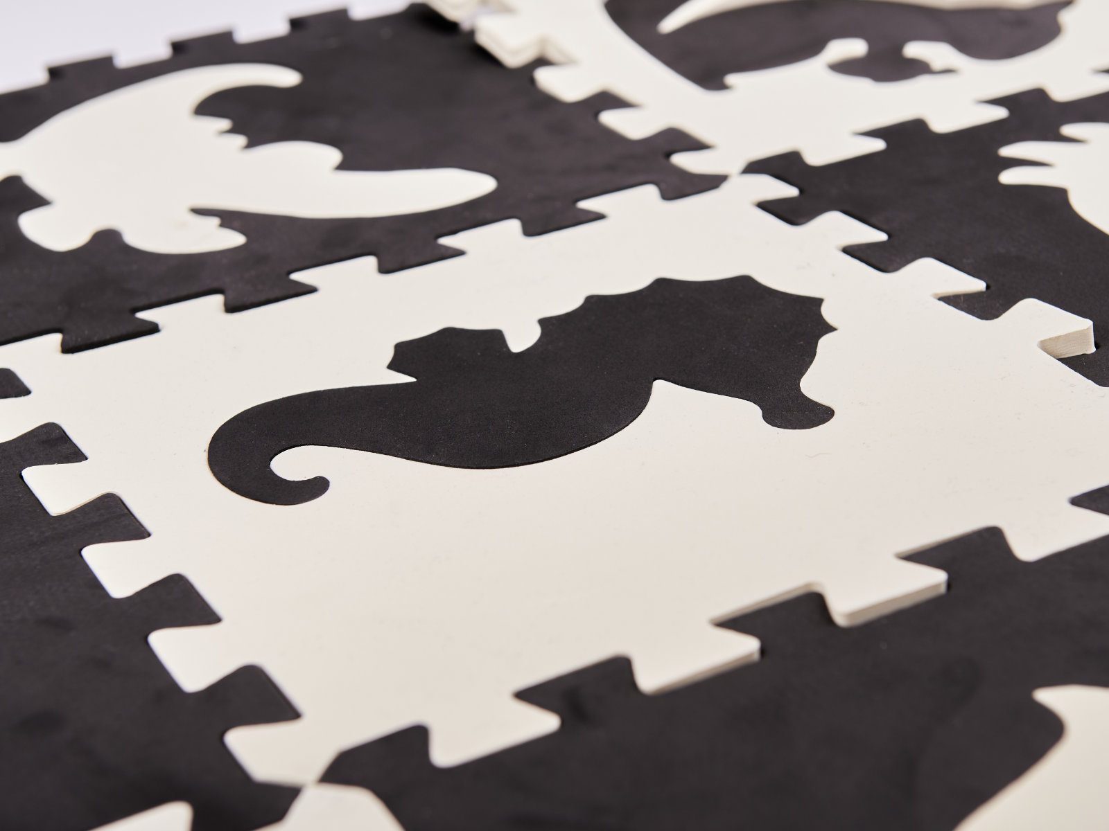 KX6270 Puzzle piankowe mata dla dzieci 25el. czarno-białe 6 Putplasčio dėlionės kilimėlis / žaidimų kilimėlis vaikams 25 vnt. juodai baltos spalvos