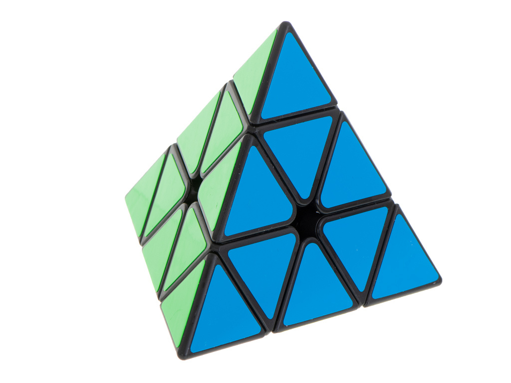 Gra-logiczna-Kostka-lamiglowka-PYRAMINX-Black-MoYu-978752 PYRAMINX dėlionės kubo žaidimas Black MoYu